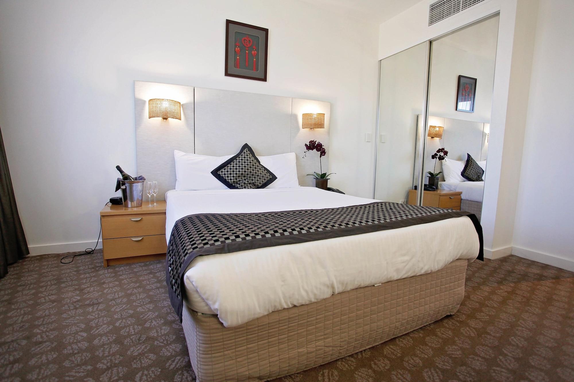 Golden Pebble Hotel Wantirna Экстерьер фото