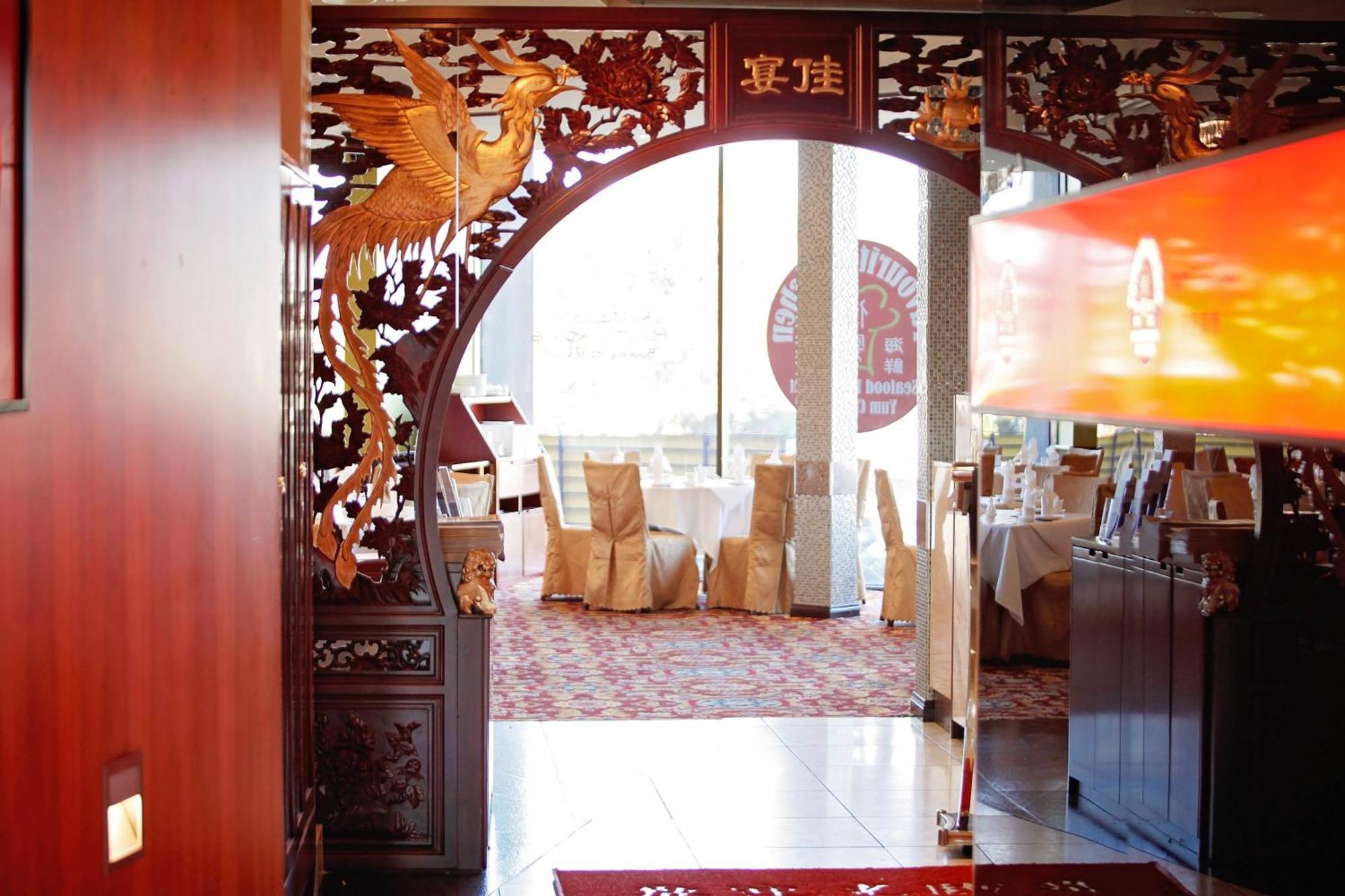 Golden Pebble Hotel Wantirna Экстерьер фото
