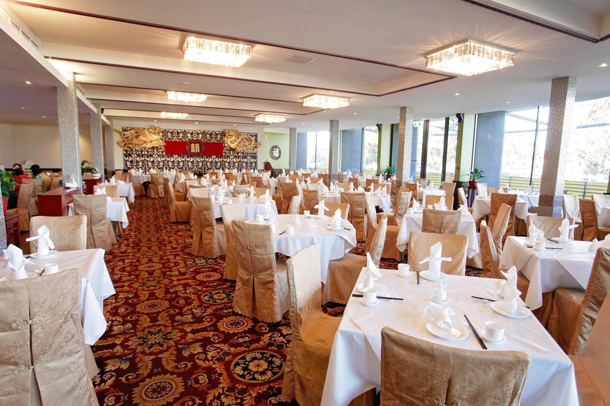 Golden Pebble Hotel Wantirna Экстерьер фото